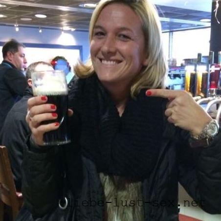 Dominante nanatele sucht spontanes Date in Mönchengladbach